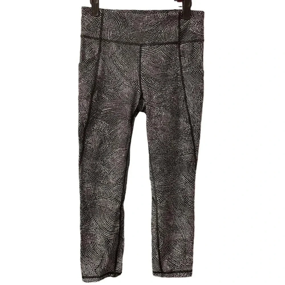 LULULEMON TIME TO SWEAT CROP LEGGINGS